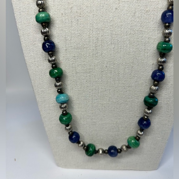 Vintage Long Glass Necklace with Glass and Silver Tone Beads Blue Green Teal - Picture 3 of 4